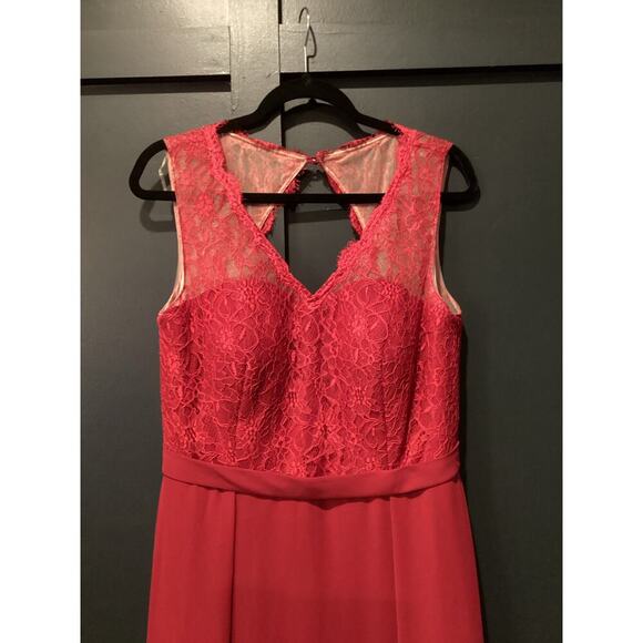 Azazie Britney Bridesmaid formal long lace halter gown Dress in Burgundy sz A8 - Picture 8 of 11